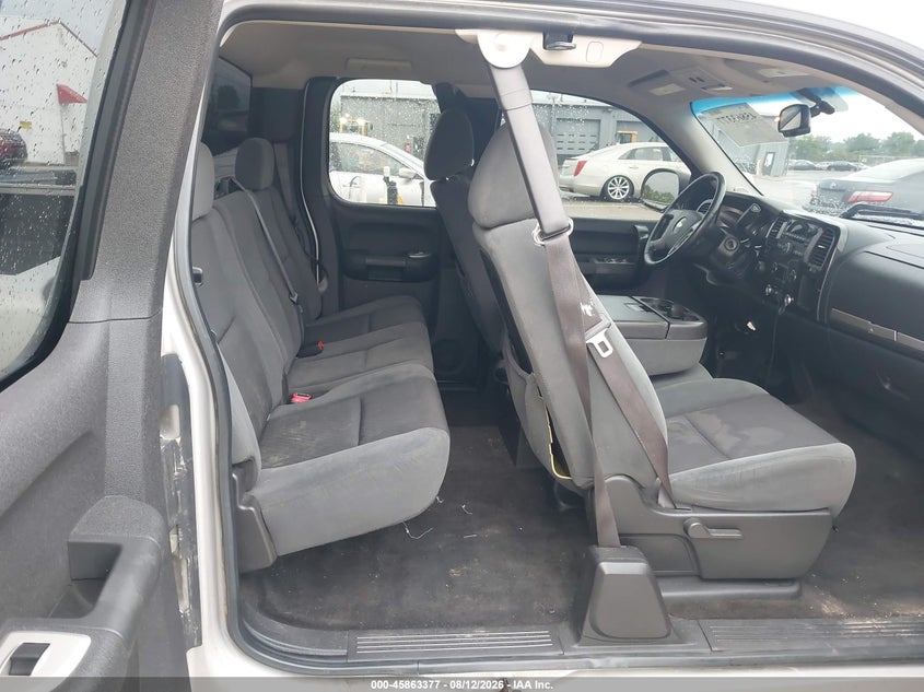 2009 CHEVROLET SILVERADO PICKUP 5.3L V-8 315HP