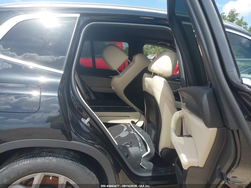 2024 BMW X3 auction photo 8