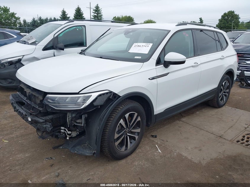 2024 Volkswagen Tiguan 2.0T S, Front End, IAAI, VIN 3VVRB7AX7RM046801 — photo 2