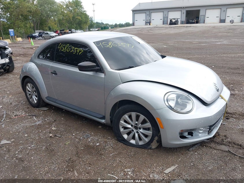 2014 VOLKSWAGEN BEETLE auction photo 1