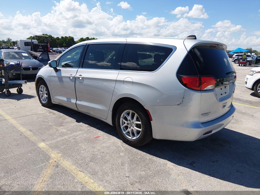 2023 CHRYSLER VOYAGER auction photo 3
