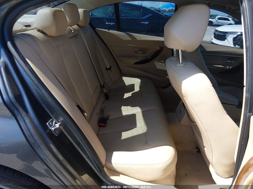 BMW 328I 2013 VIN WBA3C1C53DF442725