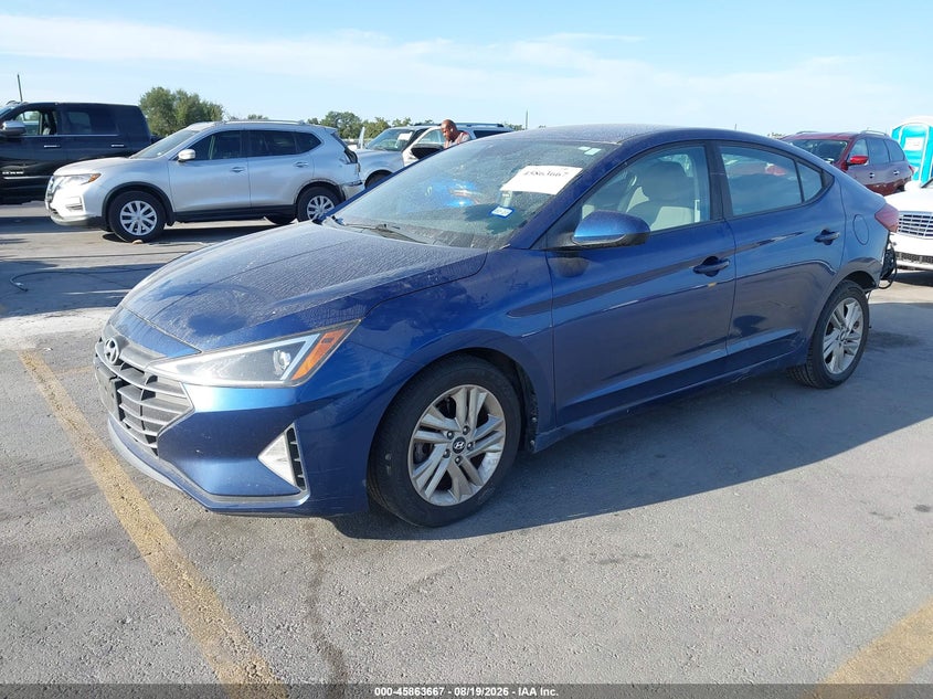 2019 HYUNDAI ELANTRA auction photo 2