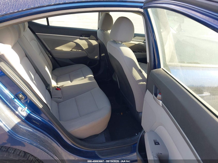 2019 HYUNDAI ELANTRA auction photo 8