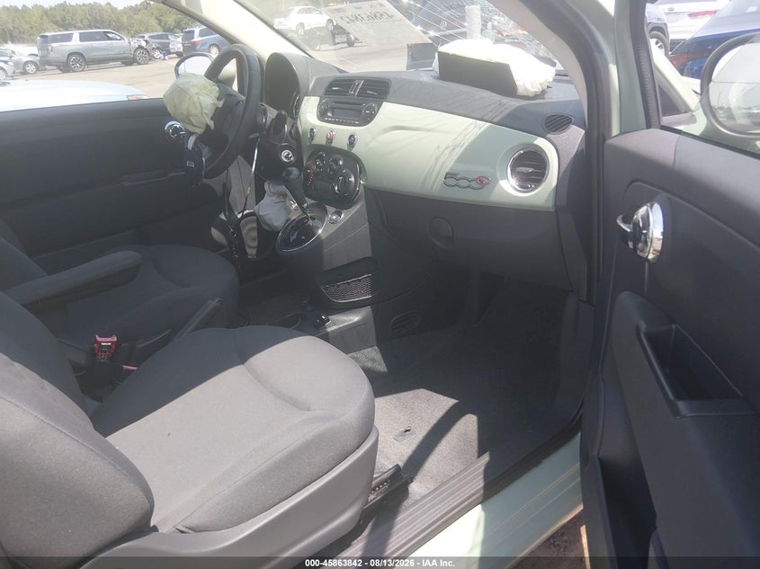 2015 FIAT 500C auction photo 5