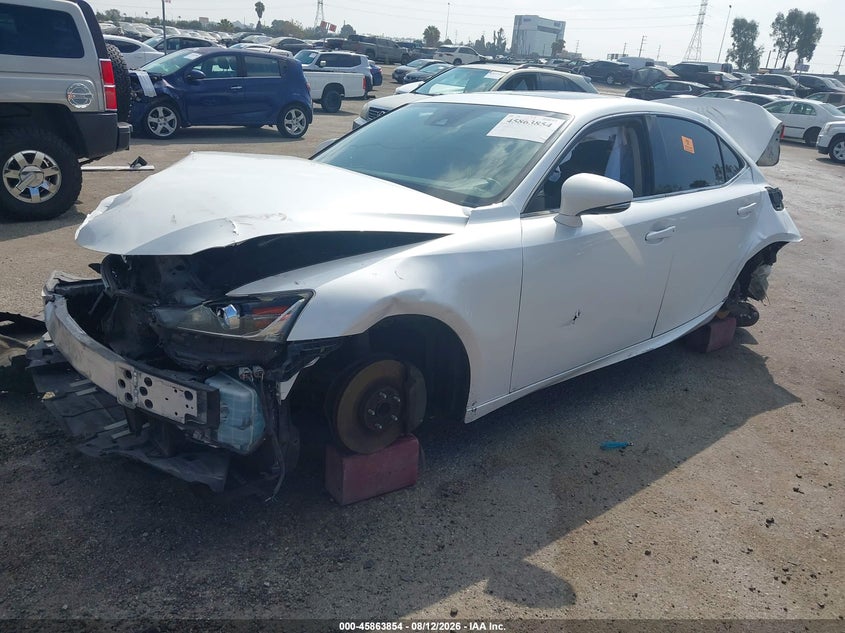 2019 LEXUS IS 300 auction photo 2