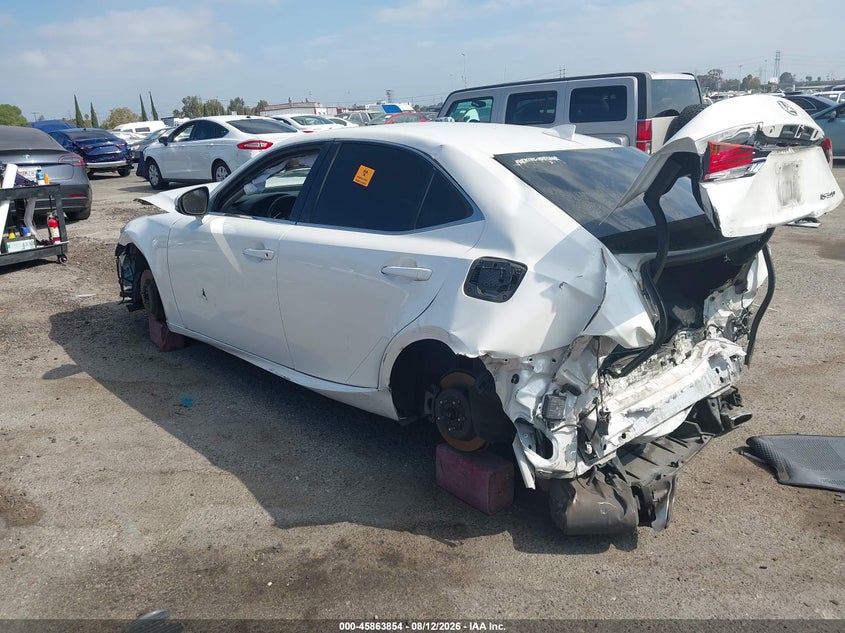 2019 LEXUS IS 300 auction photo 3