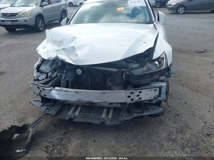 2019 LEXUS IS 300 auction photo 6