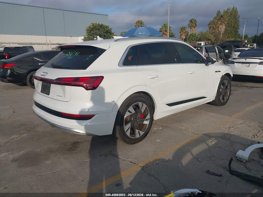Vin: wa1laage9pb012044, lot: 46362923, audi e-tron premium plus quattro 20234