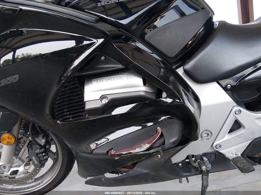 2006 HONDA ST SPORT_BIKE 4