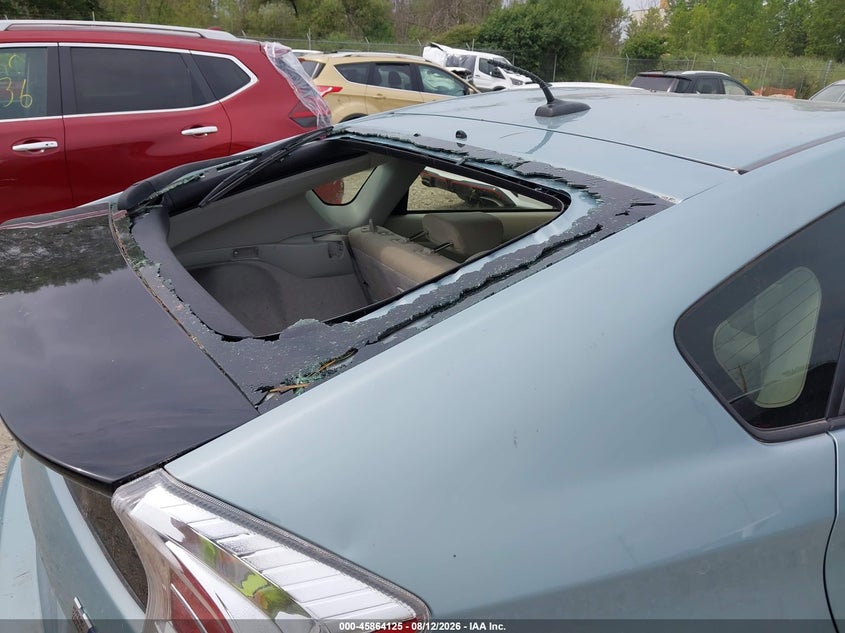 2012 TOYOTA PRIUS HATCHBACK 1.8L I-4 DOHC, VVT, 98HP