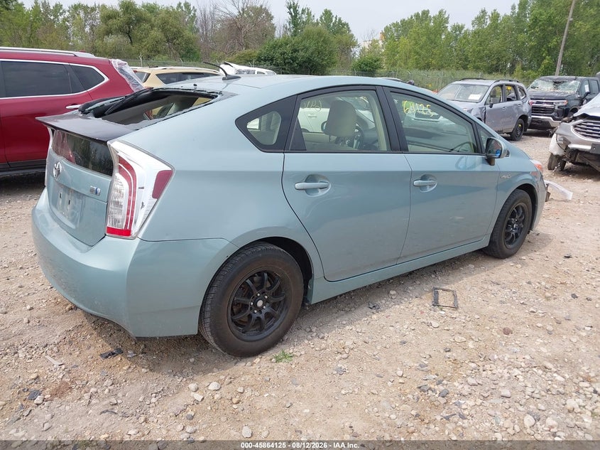2012 TOYOTA PRIUS auction photo 4