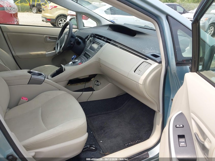 2012 TOYOTA PRIUS auction photo 5