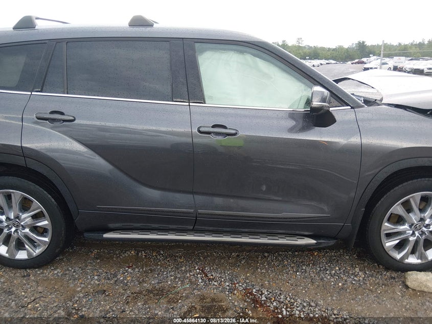 TOYOTA HIGHLANDER - zdjęcie 13