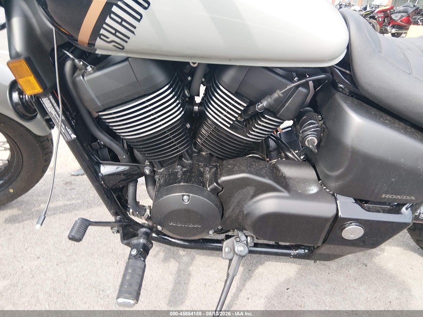 HONDA VT750 2025