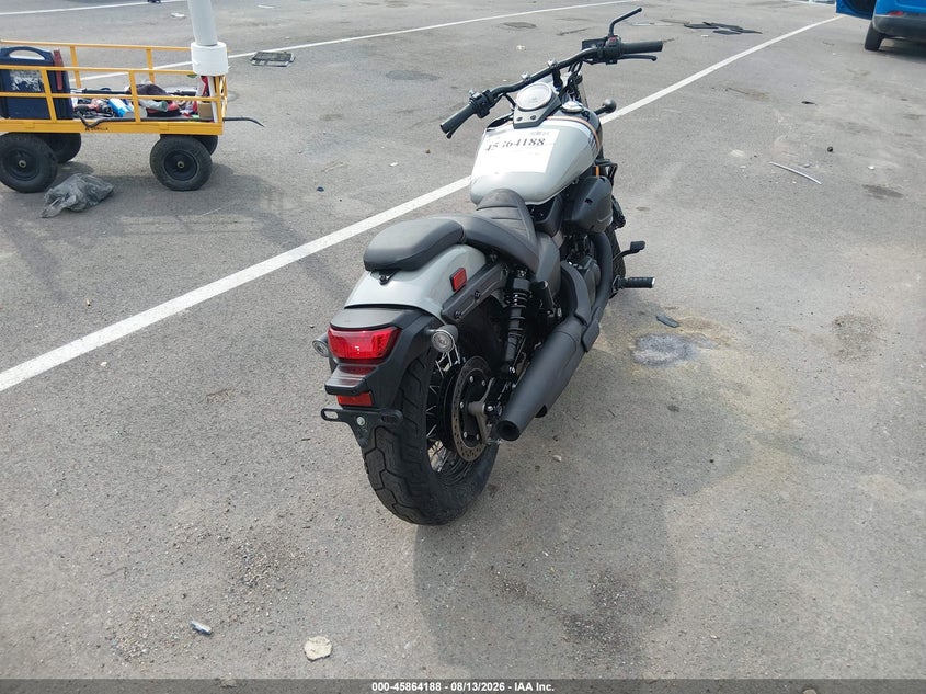 2025 HONDA VT750 — zdjęcie 4