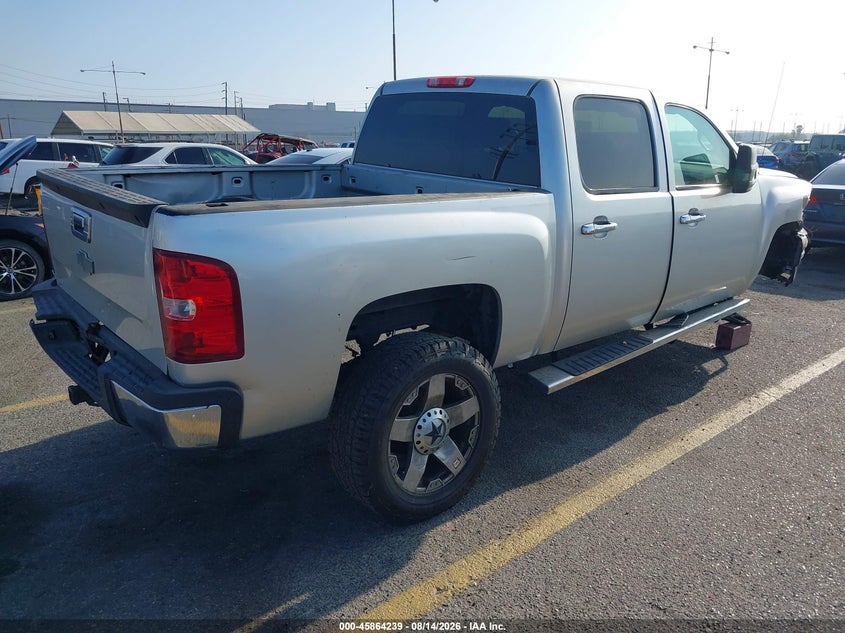 2011 CHEVROLET SILVERADO PICKUP 4.8L V-8 VVT, 302HP