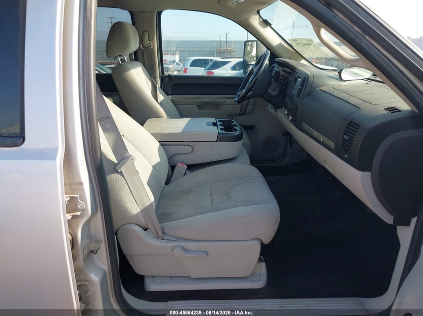 2011 CHEVROLET SILVERADO PICKUP 4.8L V-8 VVT, 302HP