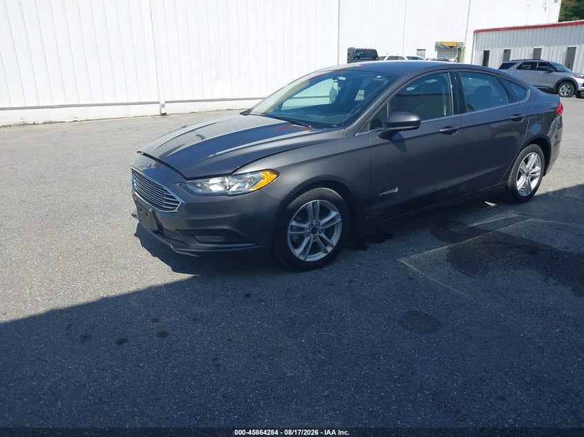 2018 Ford Fusion, Normal Wear & Tear, IAAI, VIN 3FA6P0UU1JR273667 — photo 2