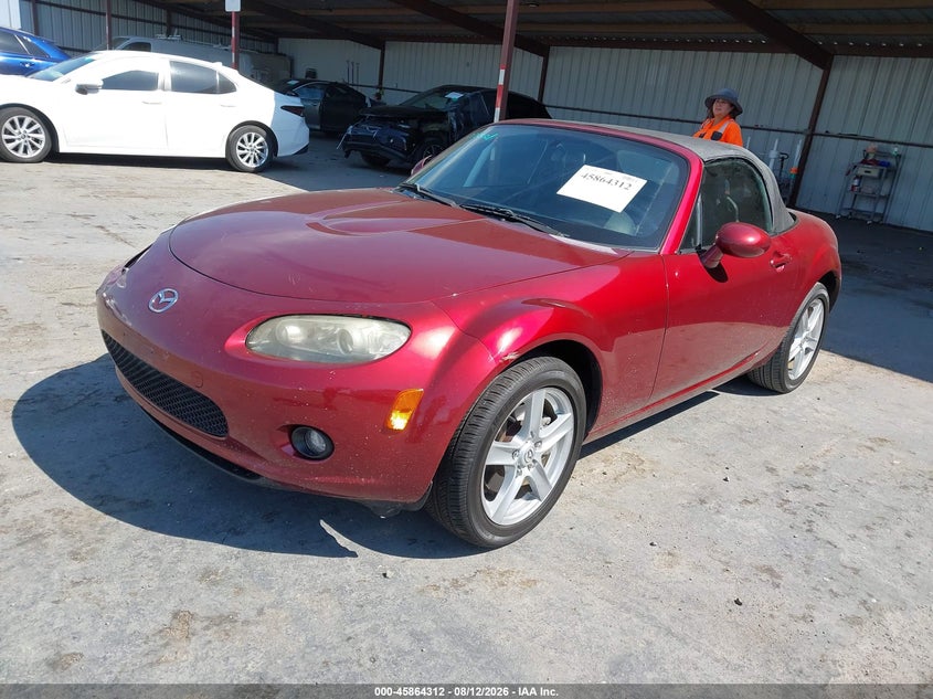 2006 MAZDA MX-5 MIATA auction photo 2