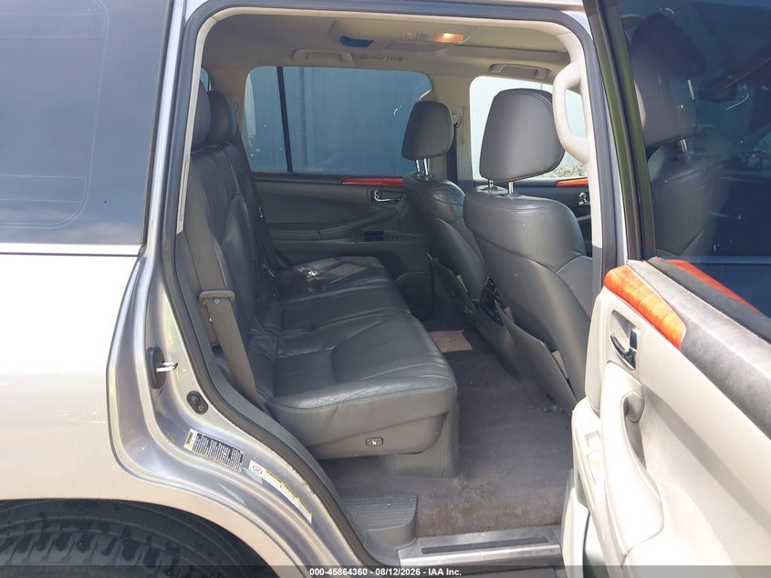 2008 LEXUS LX 570 auction photo 8