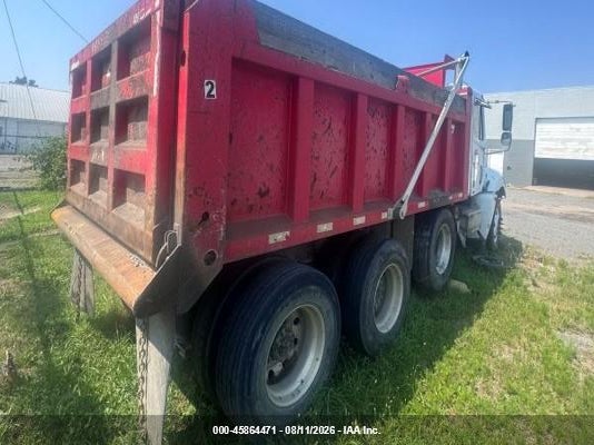 2006 FREIGHTLINER CONVENTIONAL auction photo 4