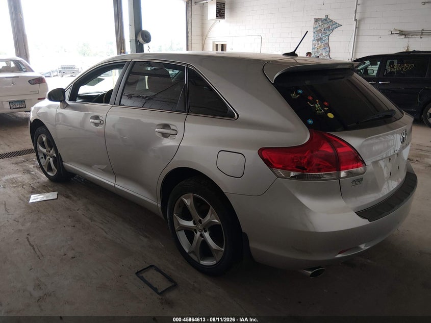 2009 TOYOTA VENZA auction photo 3