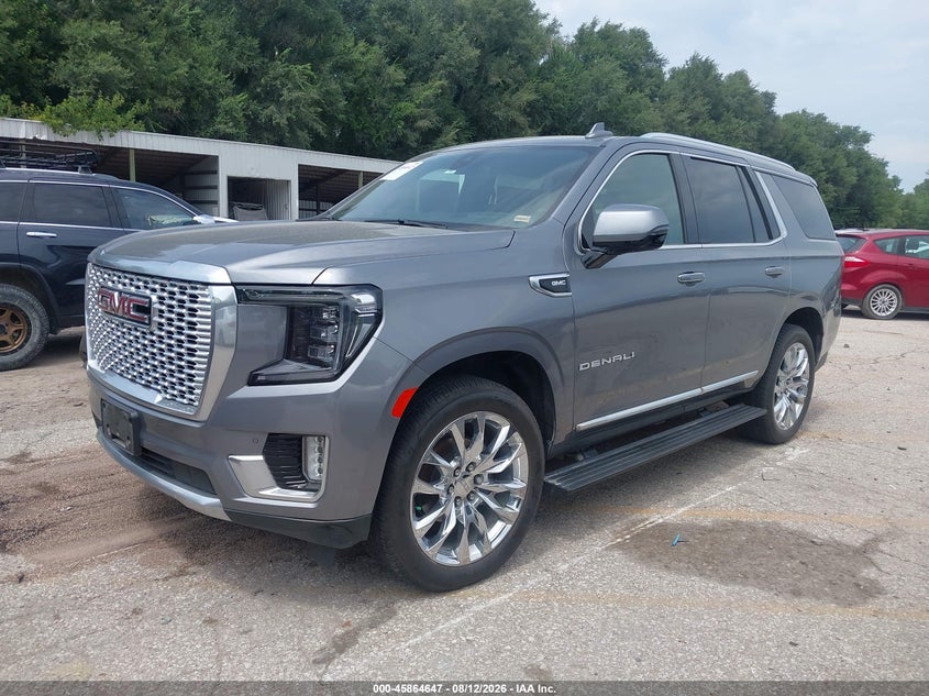 2021 GMC YUKON auction photo 2