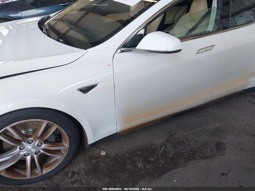 TESLA MODEL S 2013 VIN 5YJSA1DNXDFP05493