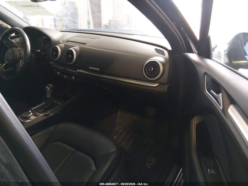 AUDI A3 2019 VIN WAUJEGFF5KA083879