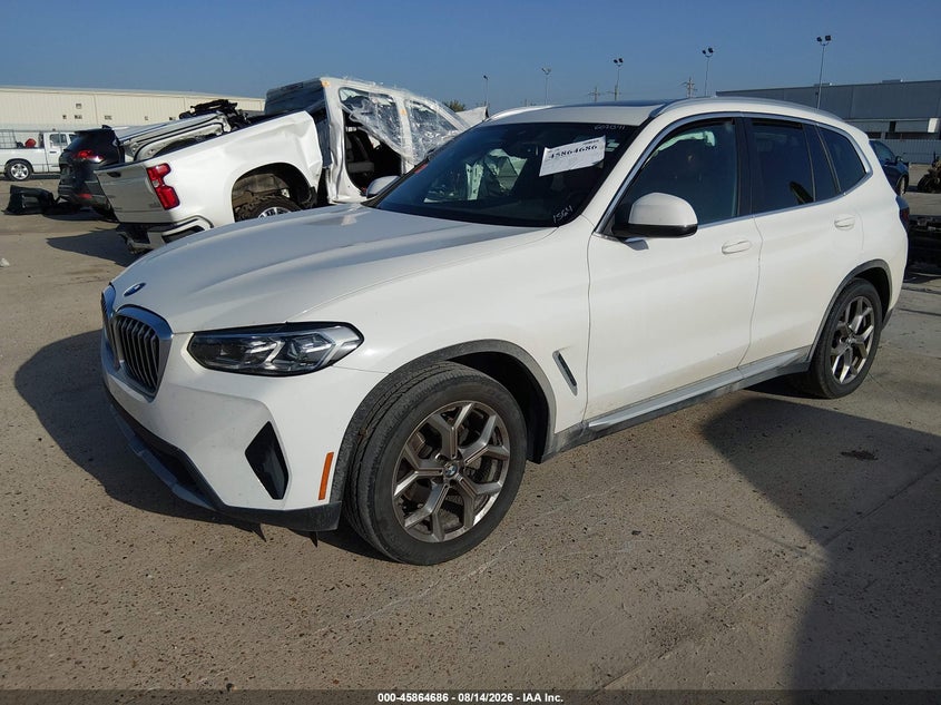 2022 BMW X3 auction photo 2