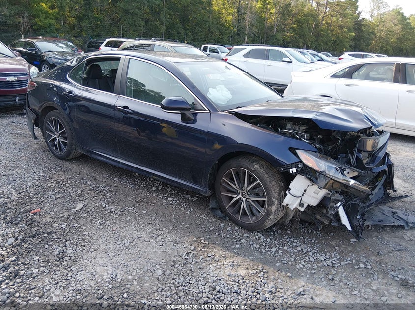 TOYOTA CAMRY - zdjęcie 1