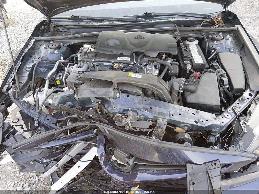 TOYOTA CAMRY - zdjęcie 10