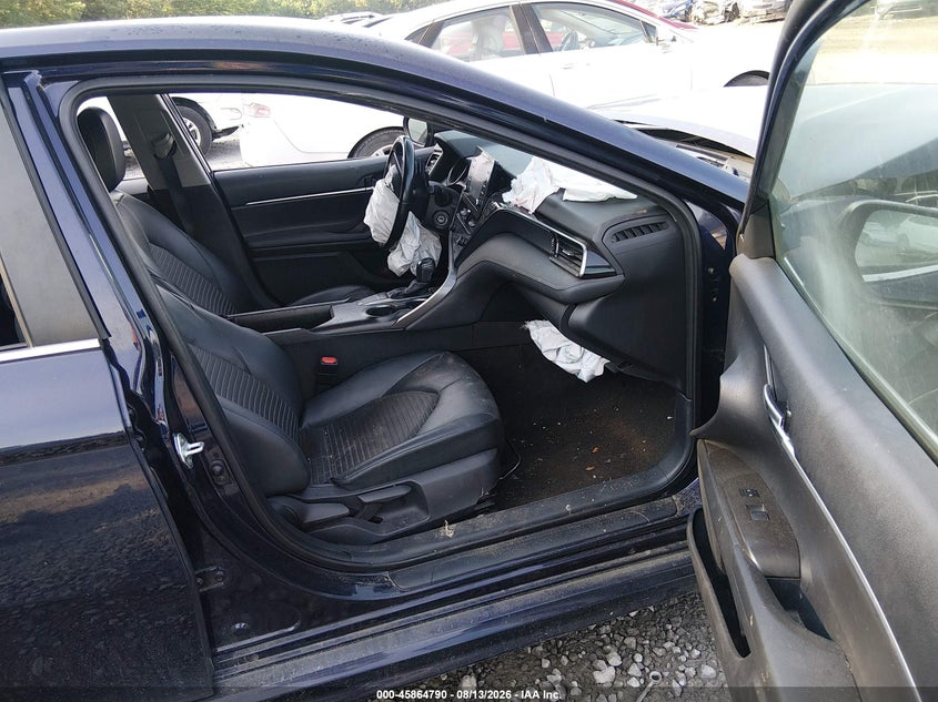 TOYOTA CAMRY - zdjęcie 5