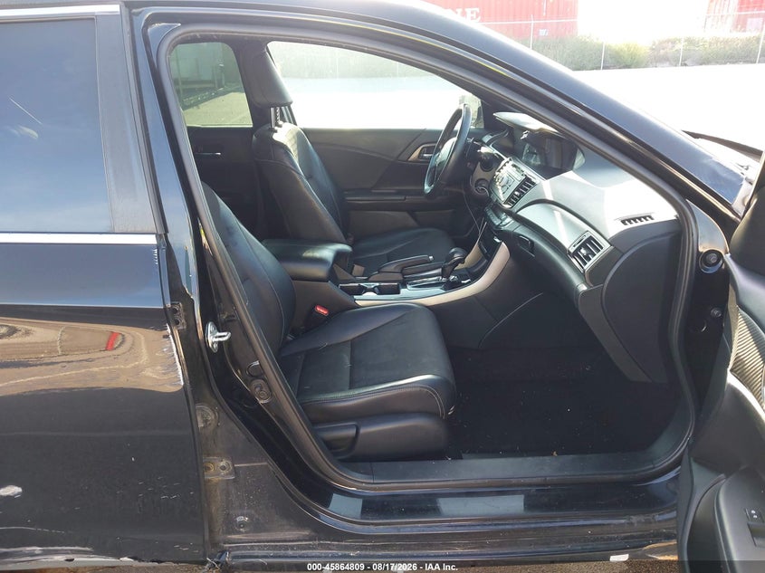 2017 HONDA ACCORD auction photo 5