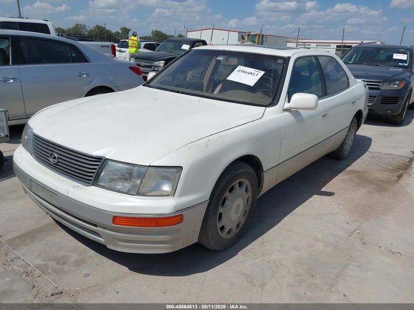 1997 LEXUS LS 400 auction photo 2