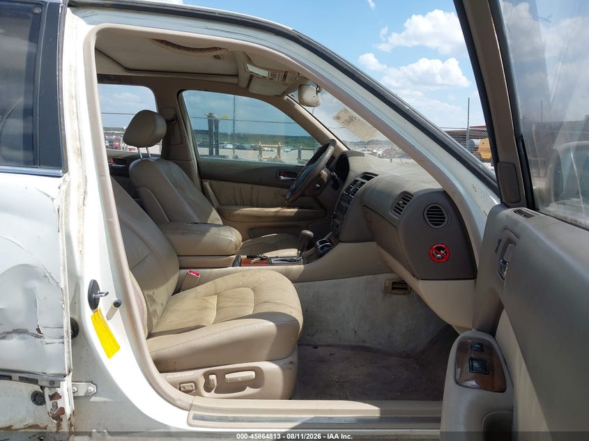 1997 LEXUS LS 400 auction photo 5