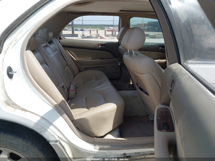 1997 LEXUS LS 400 auction photo 8