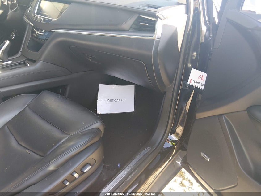 2019 CADILLAC XT5 auction photo 6