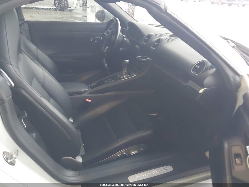 2017 PORSCHE 718 BOXSTER auction photo 5