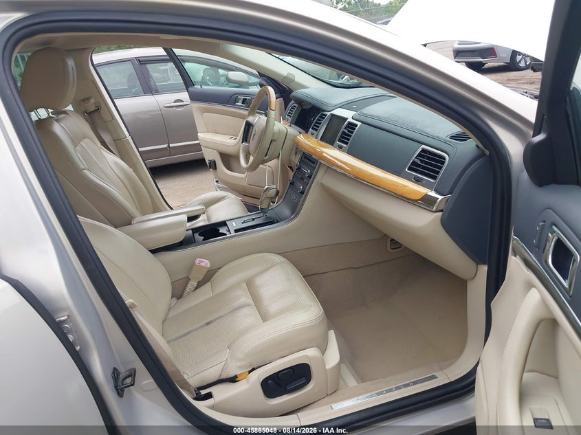 2009 LINCOLN MKS auction photo 5