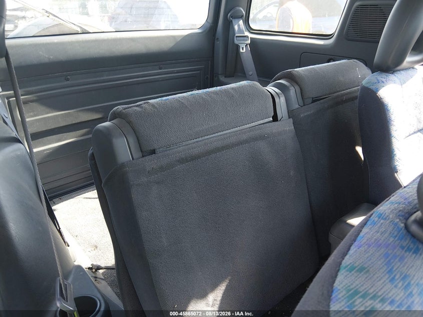 1996 TOYOTA RAV4 auction photo 8