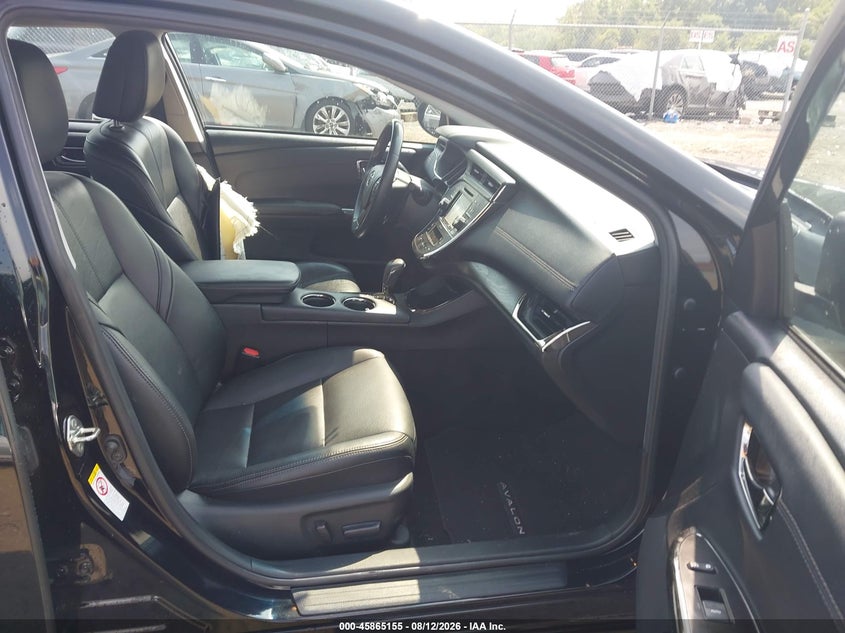 2016 TOYOTA AVALON HYBRID auction photo 5
