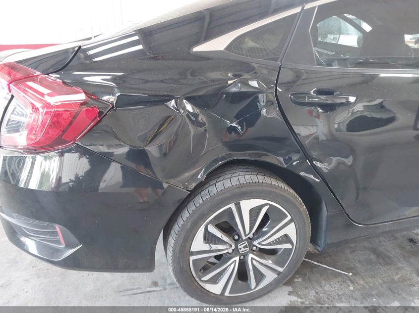 2016 HONDA CIVIC auction photo 6