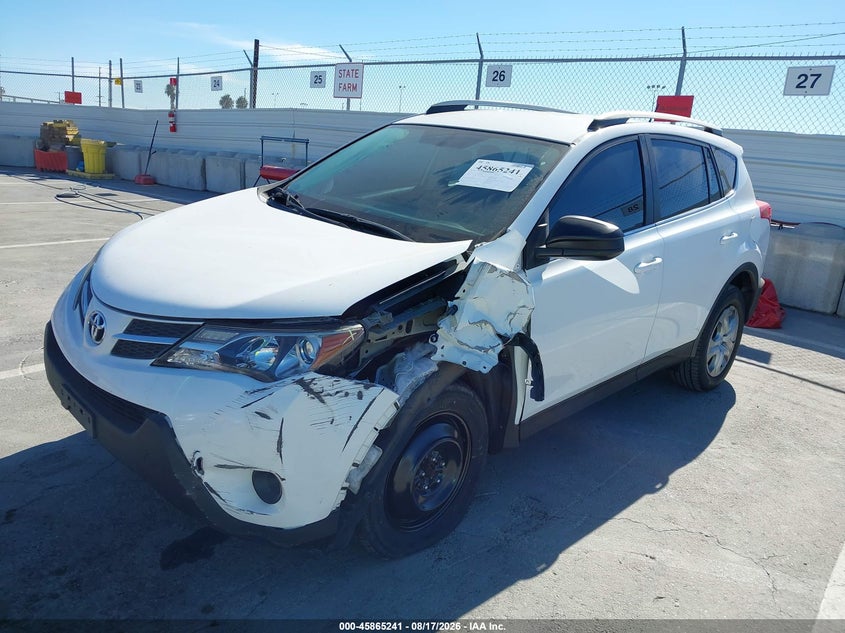 2015 Toyota RAV 4, Left Front, IAAI, VIN 2T3ZFREV5FW177212 — photo 2