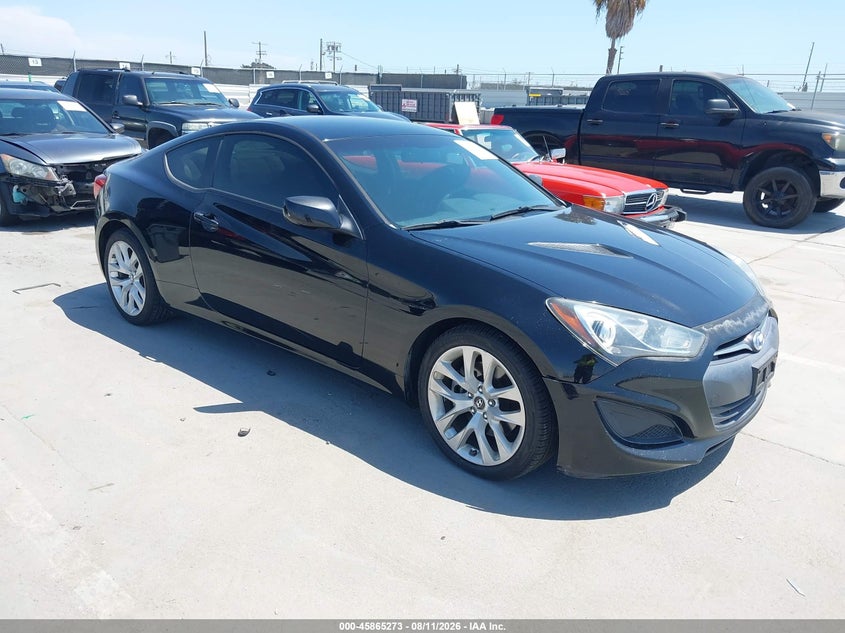 2013 HYUNDAI GENESIS auction photo 1