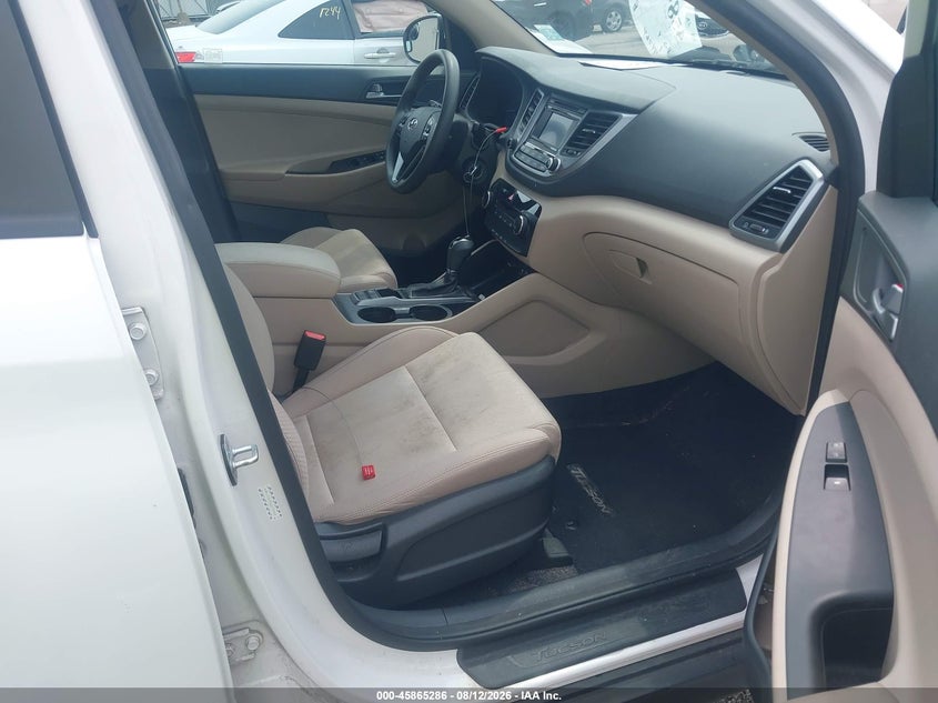 2016 HYUNDAI TUCSON auction photo 5