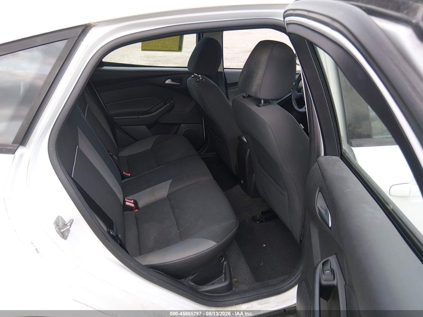 FORD FOCUS 2014 VIN 1FADP3K21EL312675
