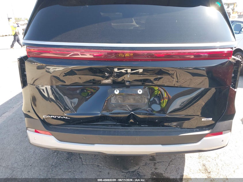 2025 KIA CARNIVAL MPV HYBRID auction photo 6