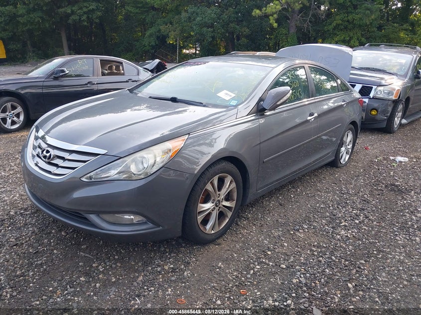2011 HYUNDAI SONATA auction photo 2